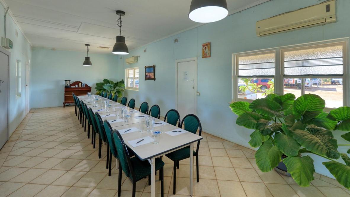 White Cliffs Hotel מראה חיצוני תמונה